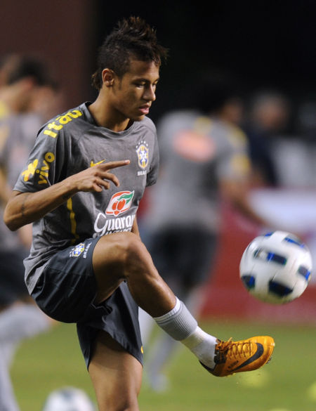 阿根廷美女老师用梅西表情包为学生评分：谁想让梅西伤心呢？（阿根廷老师用梅西表情包打分：谁舍得让梅西难过？）