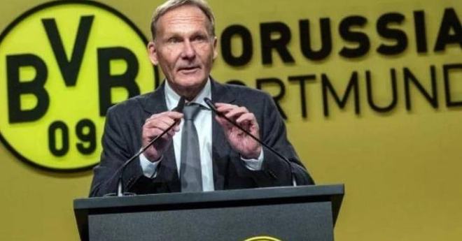 戈麦斯：儿子喜欢皮尔洛，我说光脚法好没用也要学习加图索（戈麦斯：儿子迷皮尔洛，我告诉他光有脚法不够，还得向加图索学习）