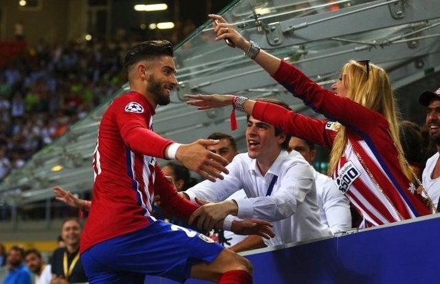 欧洲冠军联赛：皇马意外失利，阿森纳全胜晋级（欧冠：皇马爆冷失利，阿森纳全胜出线）