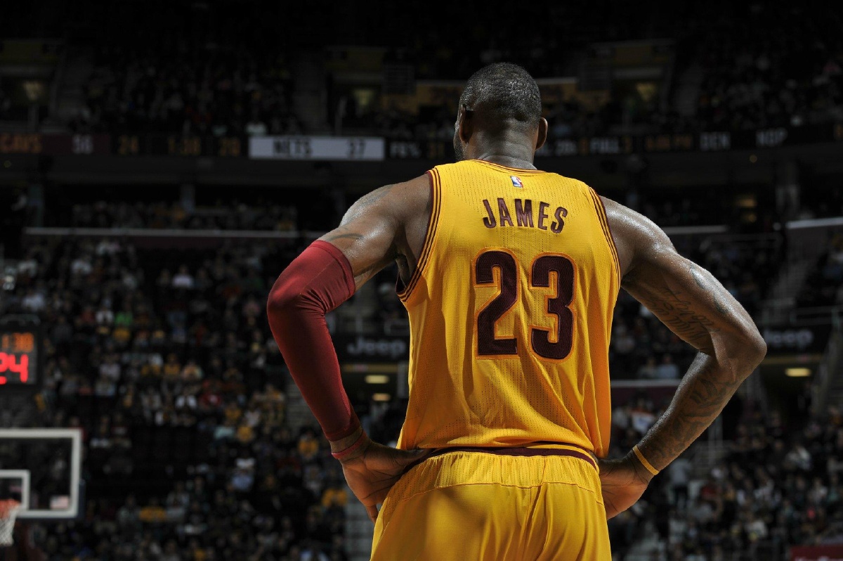 彭南特猛烈批评科纳特，急切呼吁格伊一月加盟（彭南特狠批科纳特，盼一月签下格伊）