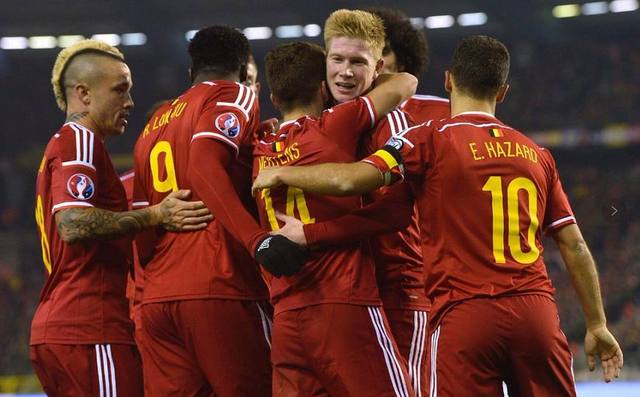 曼城德布劳内助攻斯特林得分（德布劳内献助攻 斯特林为曼城建功）