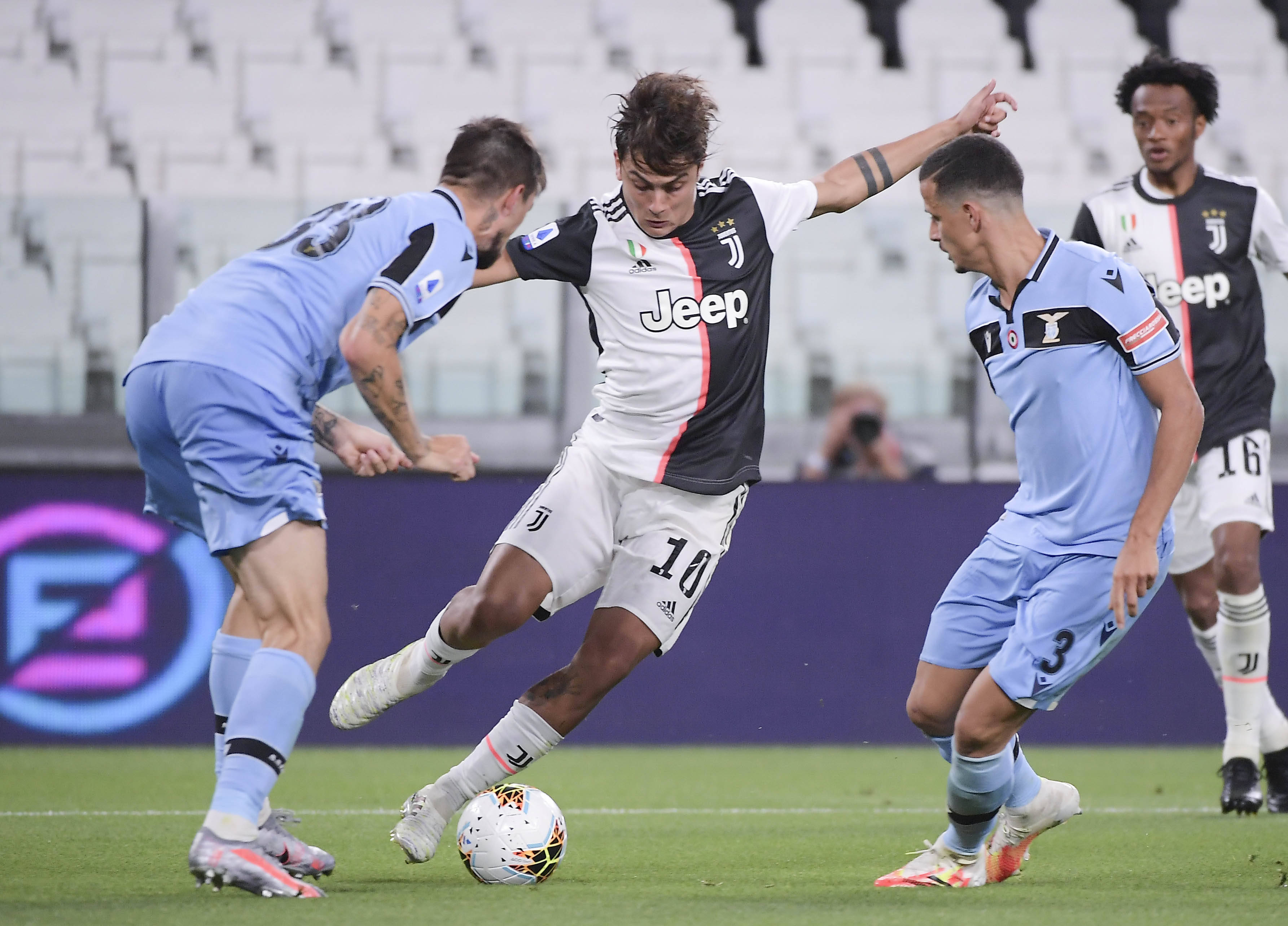 CBA：浙江男篮客场2-1力克辽宁（CBA 浙江男篮客战辽宁以总比分2-1取胜）