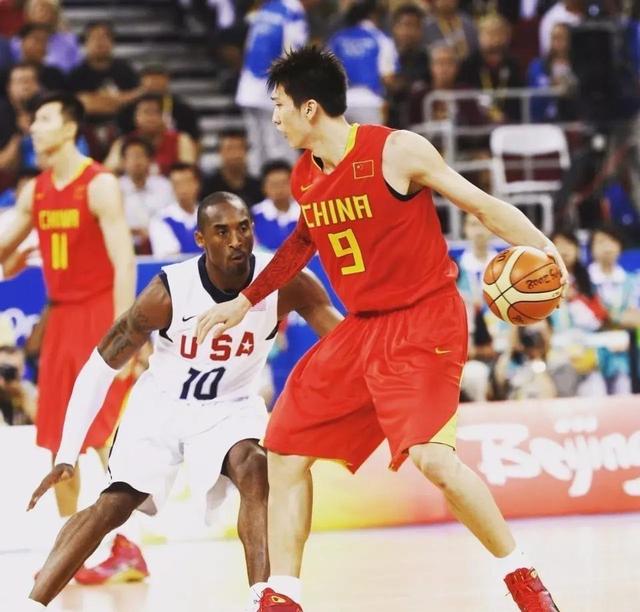 王世龙顶替贝帅成同曦主帅冲季后赛！但就这配置耐心培养新人吧！（王世龙接任同曦主帅冲击季后赛，但以现有阵容更该耐心培养新人）