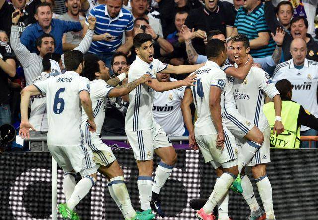 足球位置选择全指南（如何找到你的最佳足球位置）