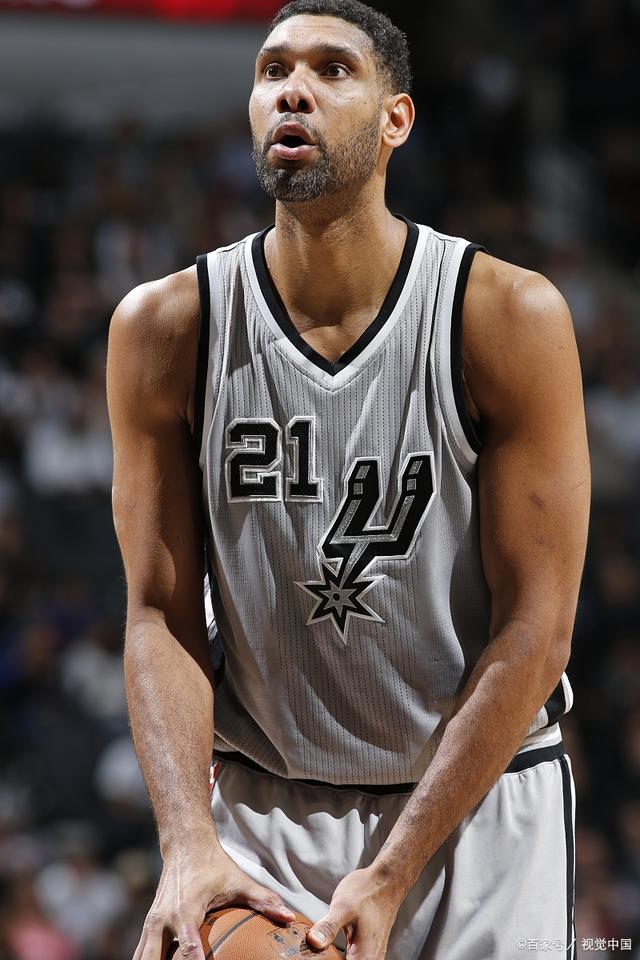 弗拉格本赛季关键时刻上场时间达68分钟，联盟最多（本季关键时刻出场68分钟，弗拉格领跑全联盟）