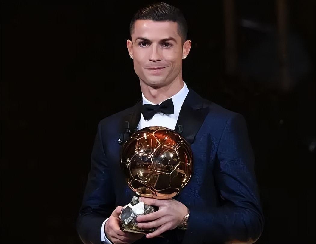 主场0-2告负，皇马各项赛事对塞尔塔19场不败和11连胜被终结（主场0-2不敌，皇马对塞尔塔各项赛事19场不败与11连胜纪录告终）